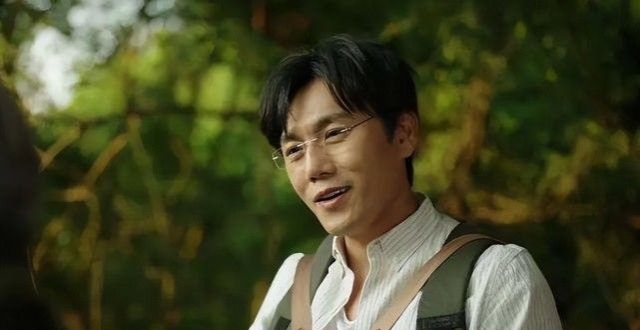 飙升榜第一，一口气撸完6集，胡一天王炸剧让我熬夜狂刷爽翻了