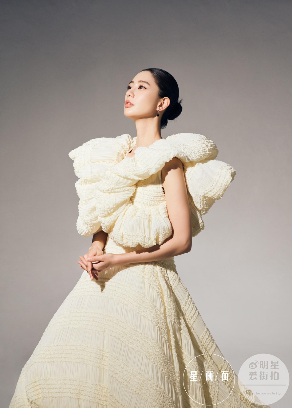 克拉拉白色礼服裙高级感十足写真