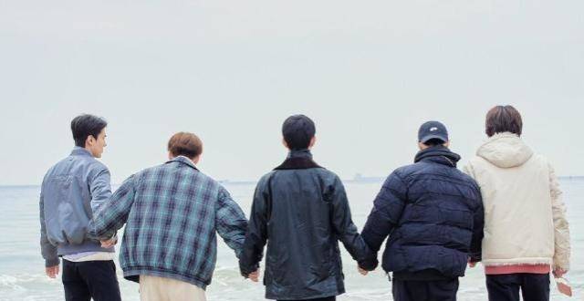王者归来!EXO旅行综艺将登陆CGV影院,27日首映