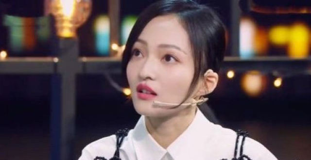 张韶涵噙泪首曝与母亲交恶细节，生病不给钱治疗，至今仍充满恨意