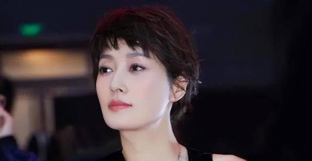 东方卫视抗疫晚会叫停！评论区沦陷被骂惨，开云直播网友也不买账